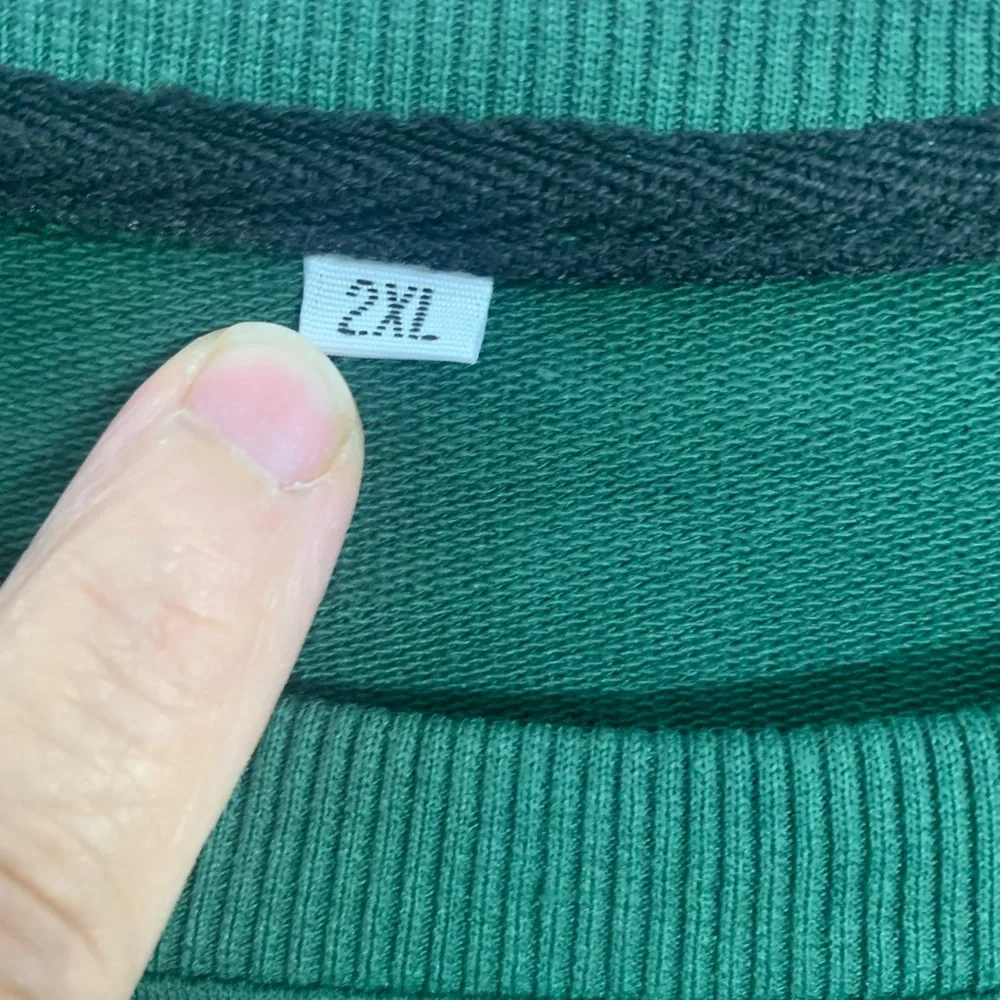 NWOT St. Patrick’s Graphic Sweatshirt 2XL - Picture 3 of 4